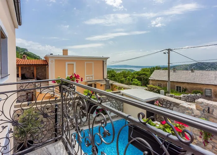 Family Friendly House With A Swimming Pool Grizane, Crikvenica - 19783 Feriehus